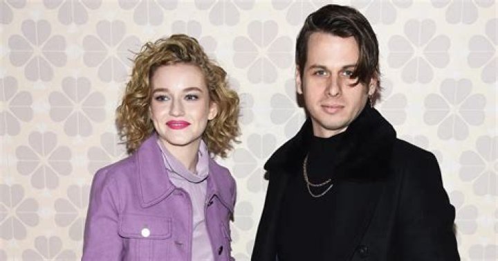 Julia the Kinda Funny Person’s Boyfriend: Who is Julia the Kinda Funny Person Dating?