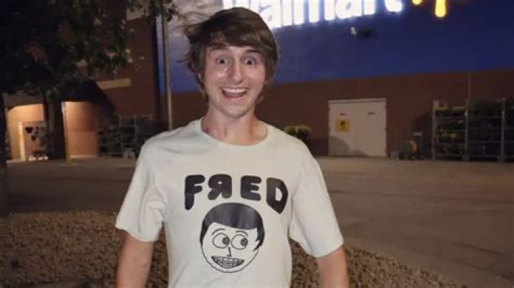 Who is Lucas Cruikshank Dating – Lucas Cruikshank's Boyfriend & Exes